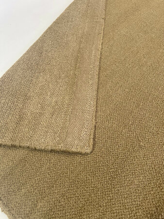 Boucle - walnut - 350x250cm