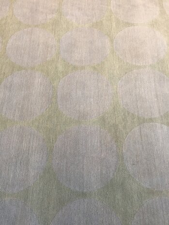 Raja Dots - 495/737 - 430x750cm